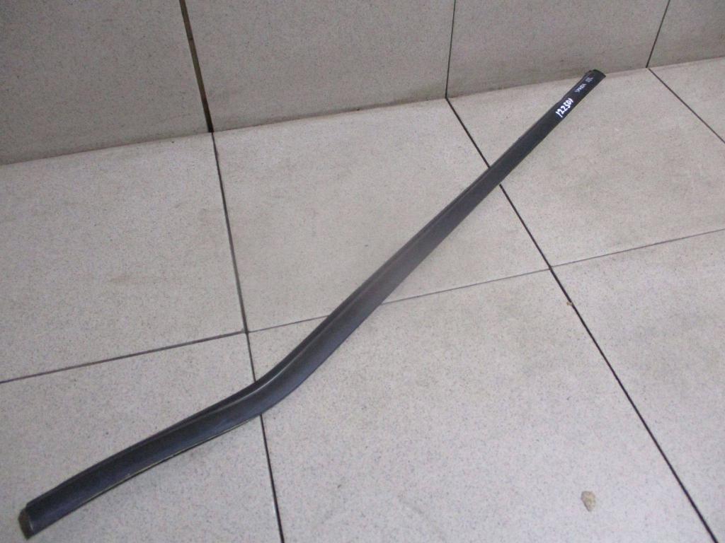 Накладка стекла переднего левого, 3000 рублей, Пермь