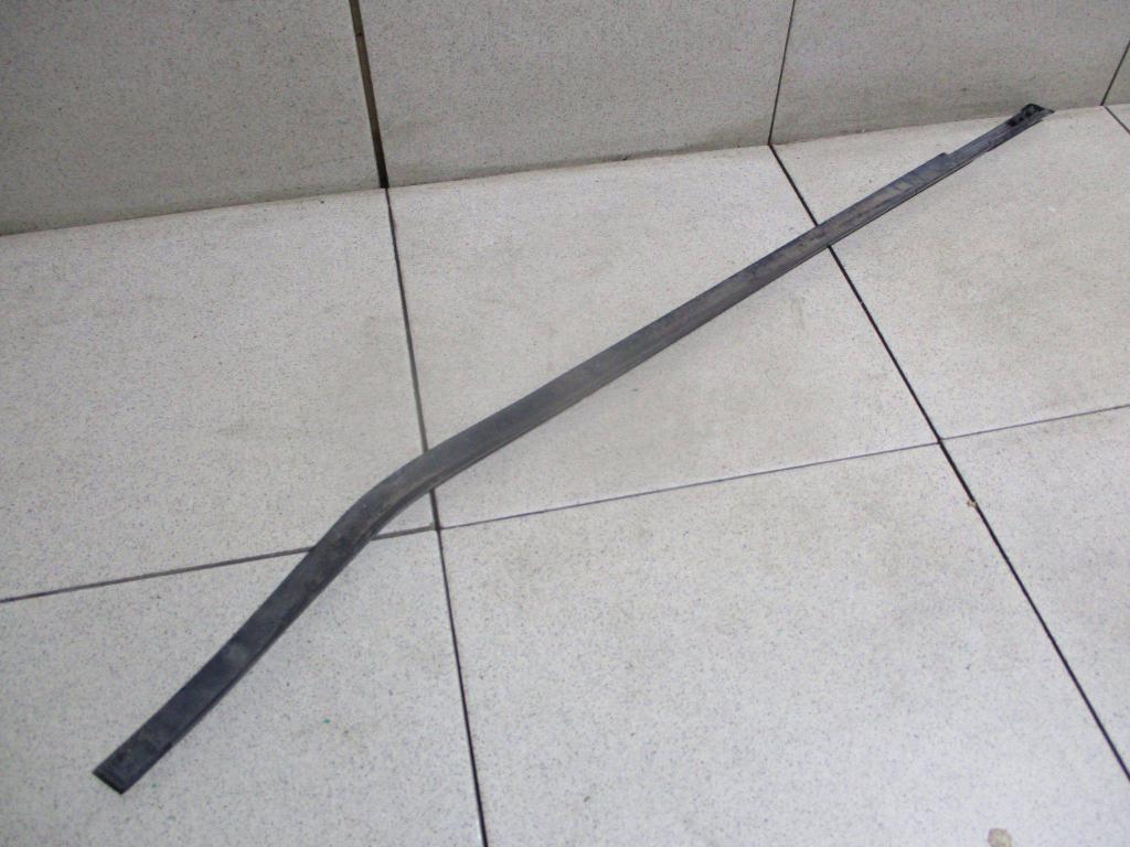 Накладка стекла переднего левого, 3000 рублей, Пермь