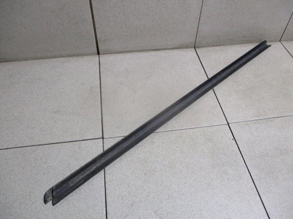 Накладка стекла переднего правого, 800 рублей, Пермь