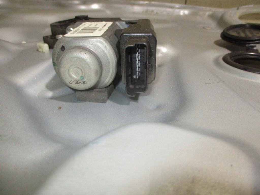 Стеклоподъемник передний правый, 3000 рублей, Пермь