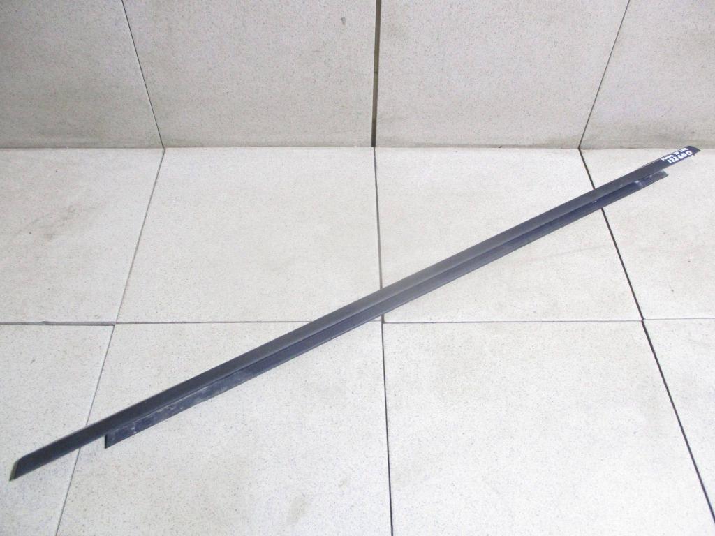 Накладка стекла заднего правого, 1000 рублей, Пермь