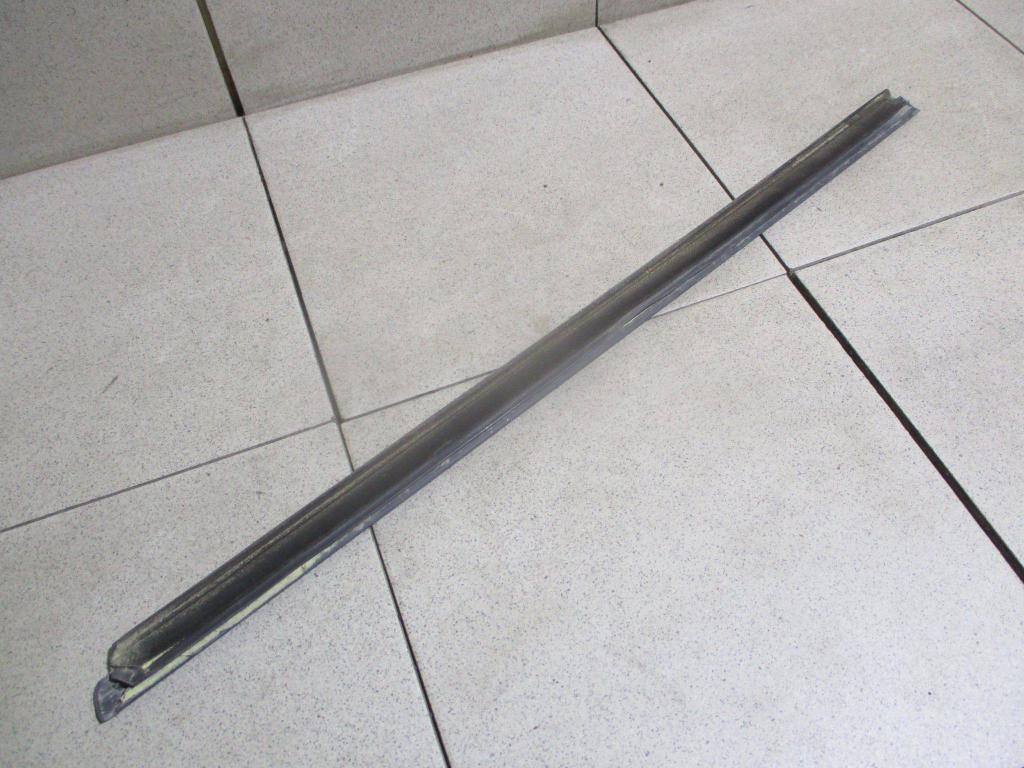 Накладка стекла заднего правого, 500 рублей, Пермь