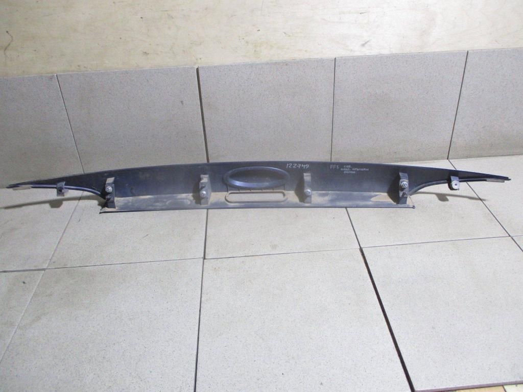 Накладка крышки багажника, 2000 рублей, Пермь