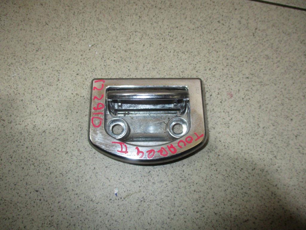 Крючок крепежный, 500 рублей, Пермь