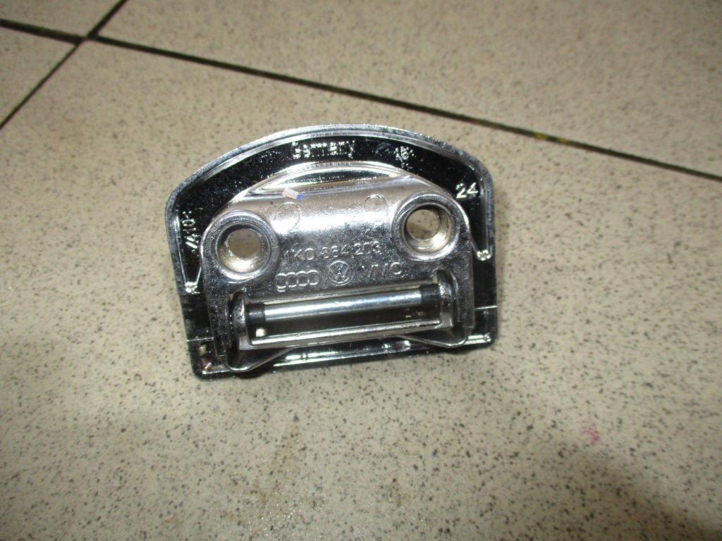 Крючок крепежный, 500 рублей, Пермь