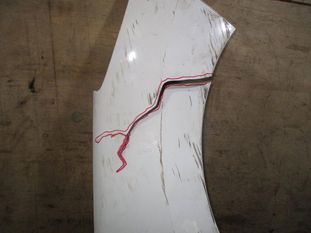 Крыло переднее правое, 5000 рублей, Пермь