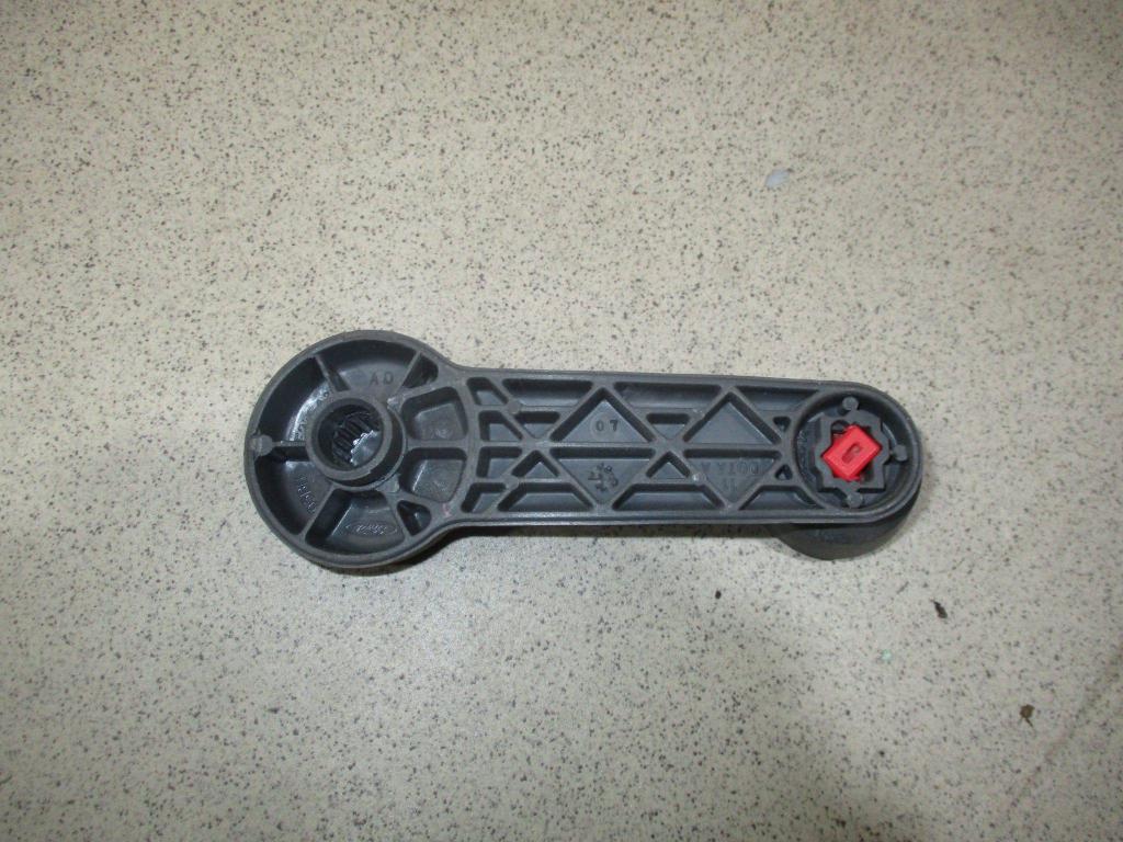 Ручка стеклоподъемника, 500 рублей, Пермь