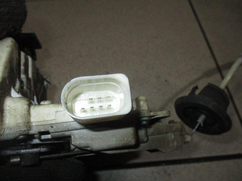 Замок двери задней правой, 1000 рублей, Пермь