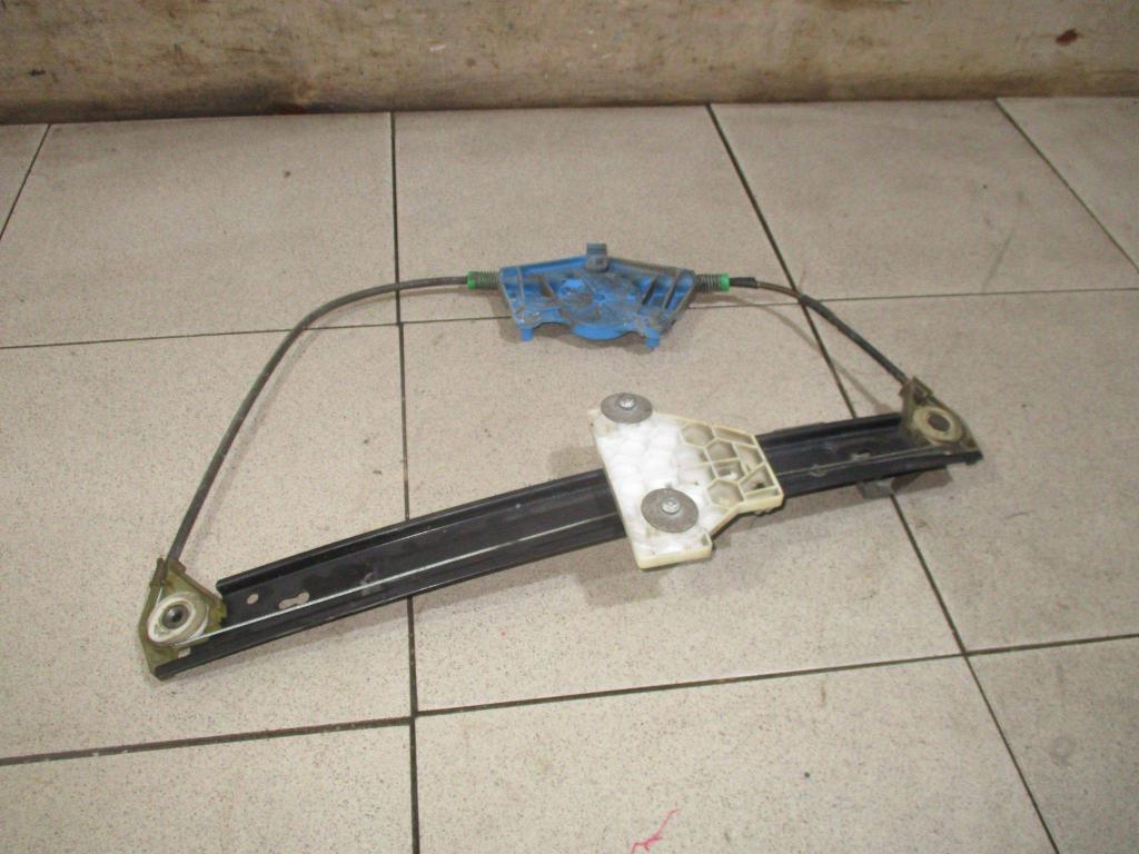 Стеклоподъемник задний правый, 1000 рублей, Пермь