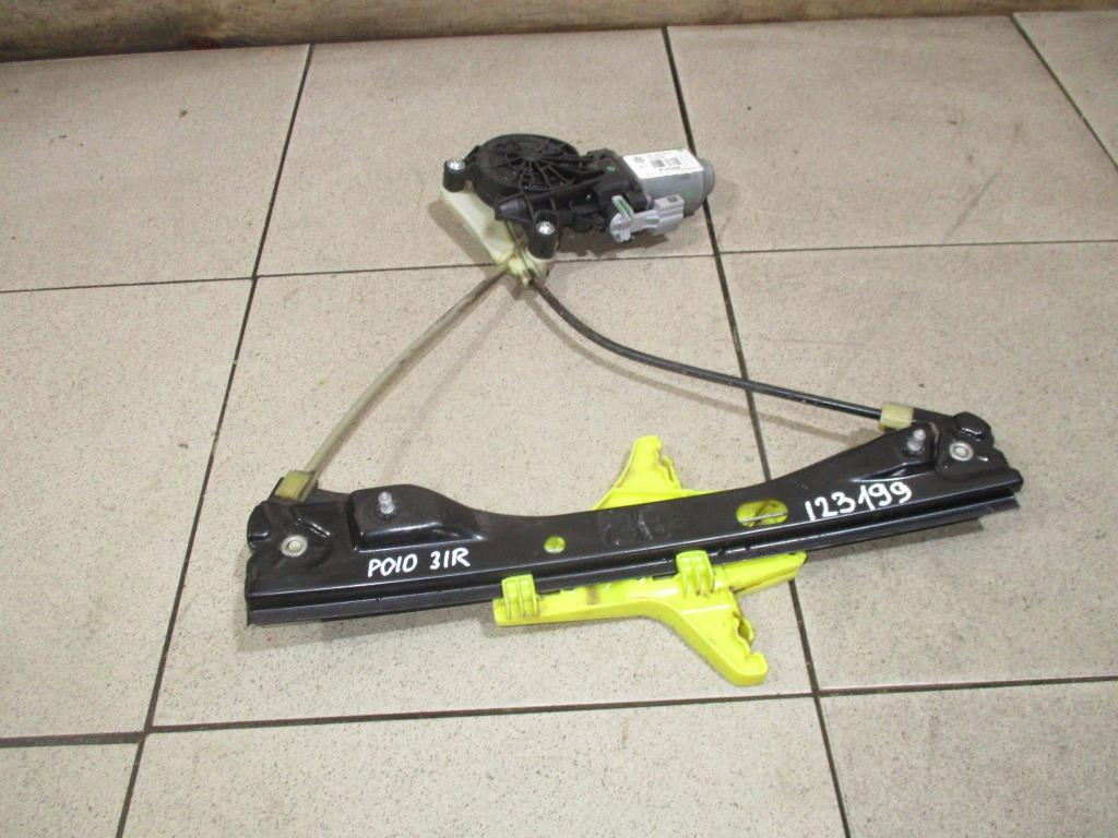 Стеклоподъемник задний правый, 1000 рублей, Пермь