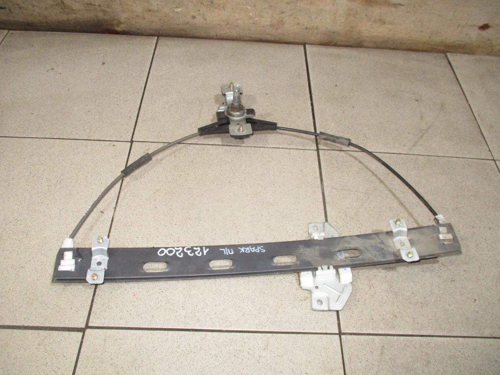 Стеклоподъемник механический передний левый, 2500 рублей, Пермь