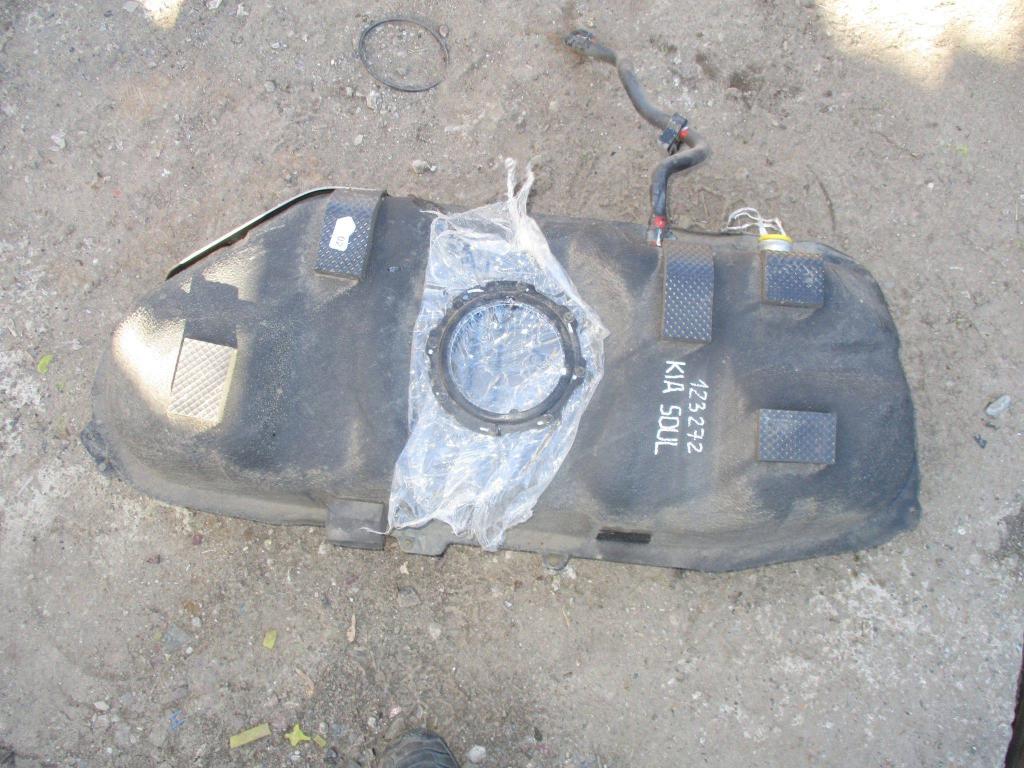 Бак топливный, 8000 рублей, Пермь