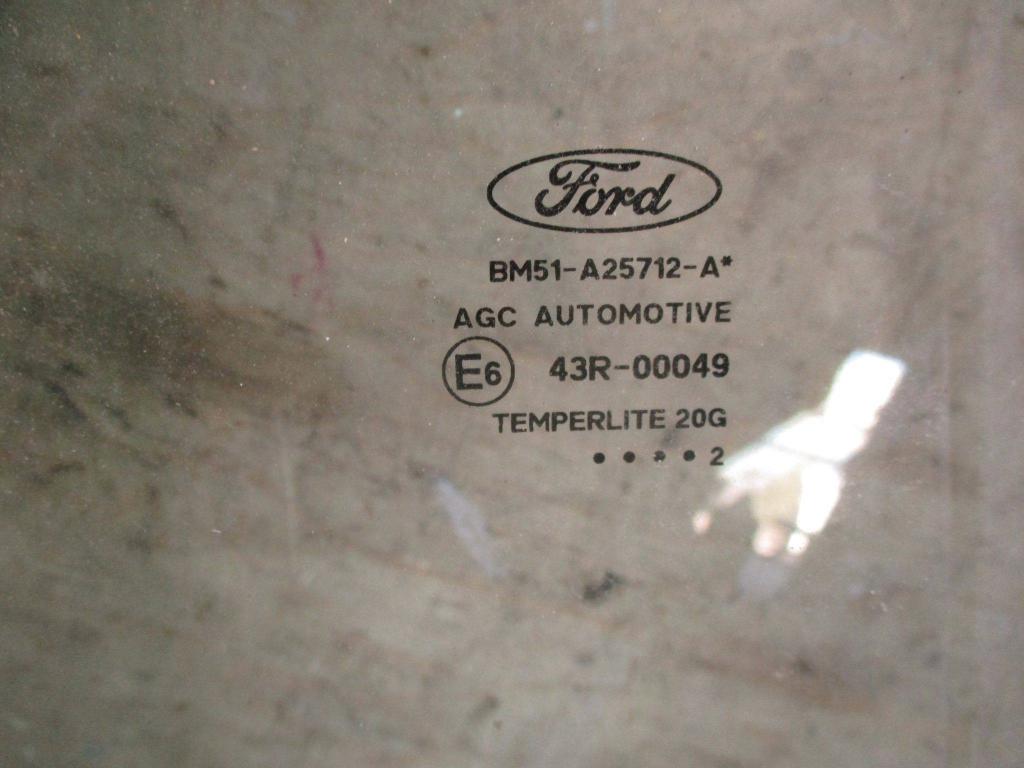 Стекло двери задней правой, 1000 рублей, Пермь