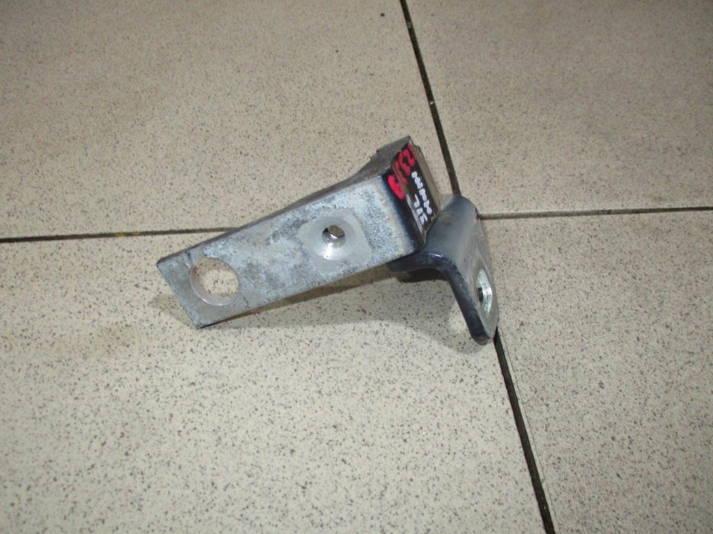 Петля двери задней левой нижняя, 500 рублей, Пермь