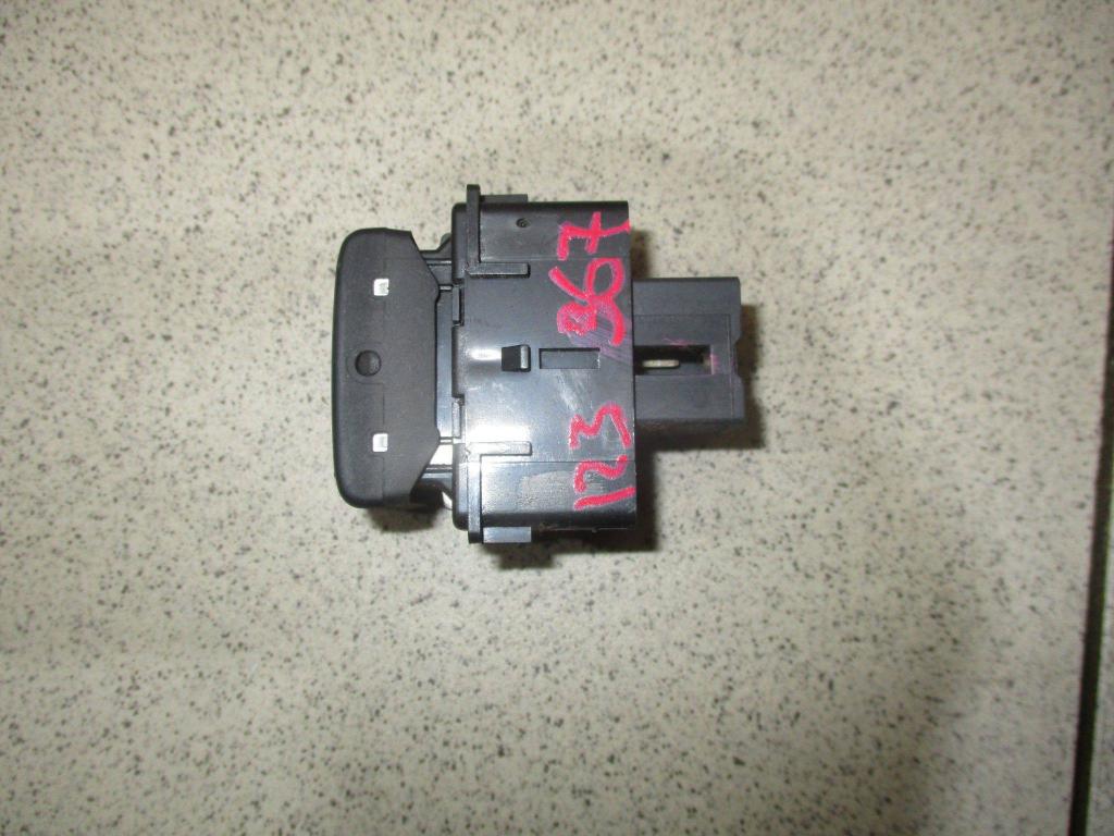 Кнопка центрального замка, 500 рублей, Пермь