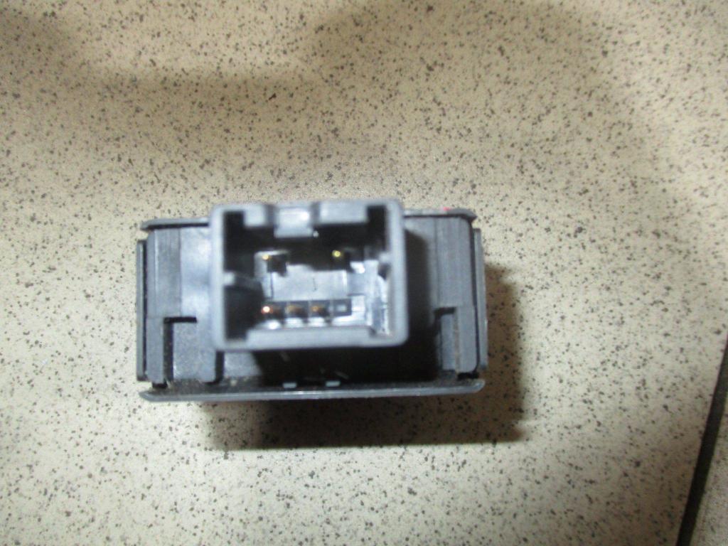 Кнопка центрального замка, 500 рублей, Пермь