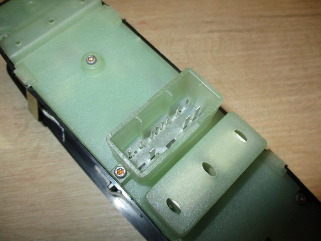 Блок управления стеклоподъемниками, 4000 рублей, Пермь