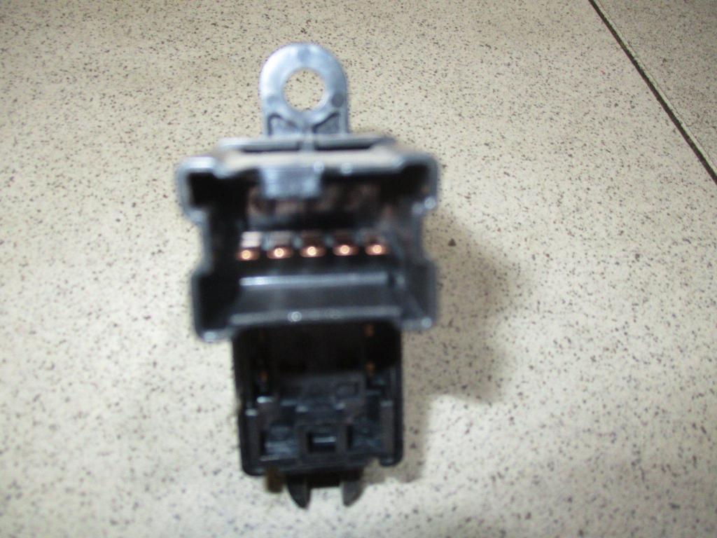 Кнопка стеклоподъемника, 500 рублей, Пермь