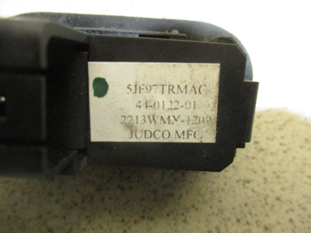 Кнопка регулировки сиденья, 1000 рублей, Пермь