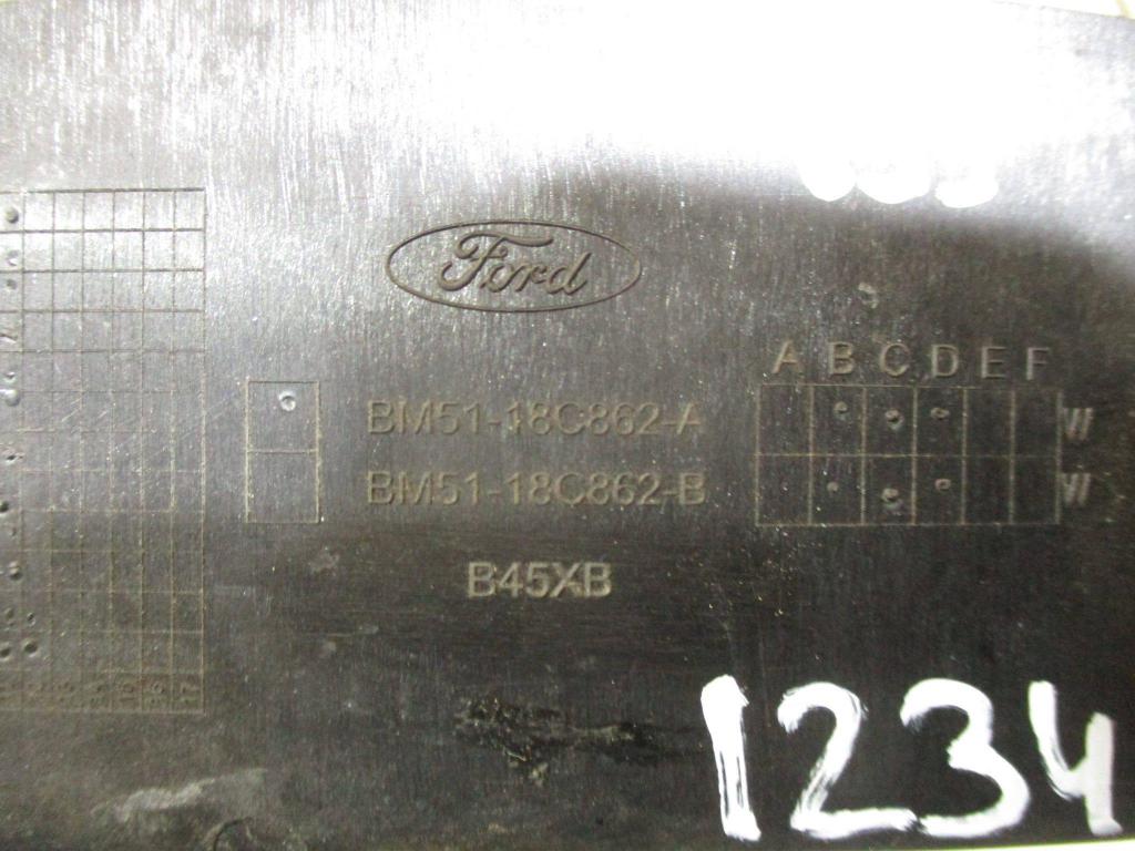 Крышка зеркала внутренняя левая, 500 рублей, Пермь