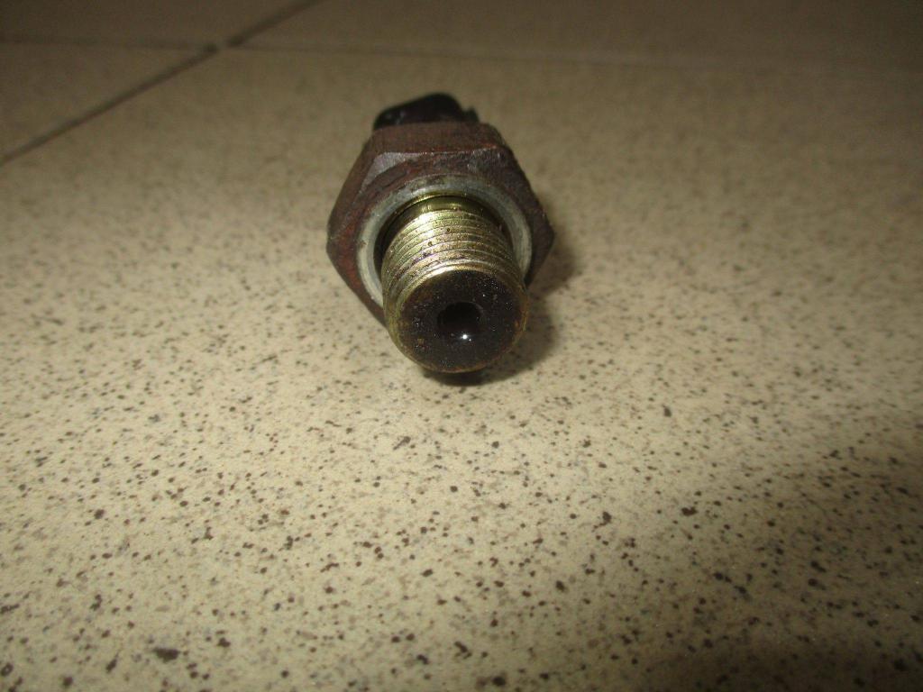 Датчик давления масла, 500 рублей, Пермь