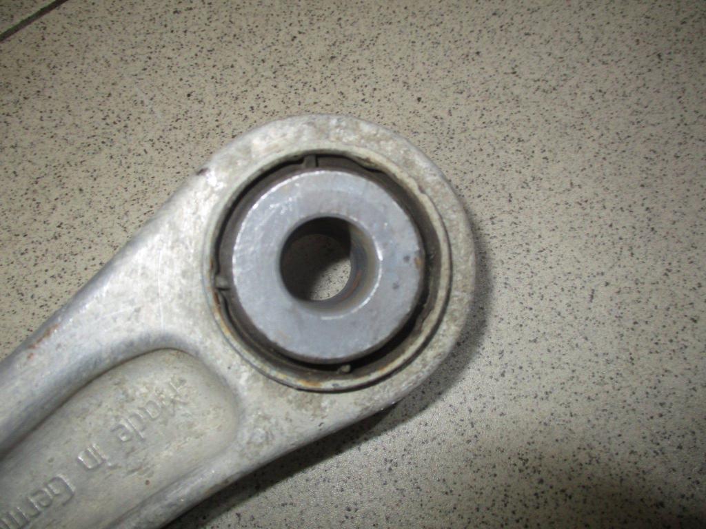 Рычаг задний верхний правый, 1000 рублей, Пермь