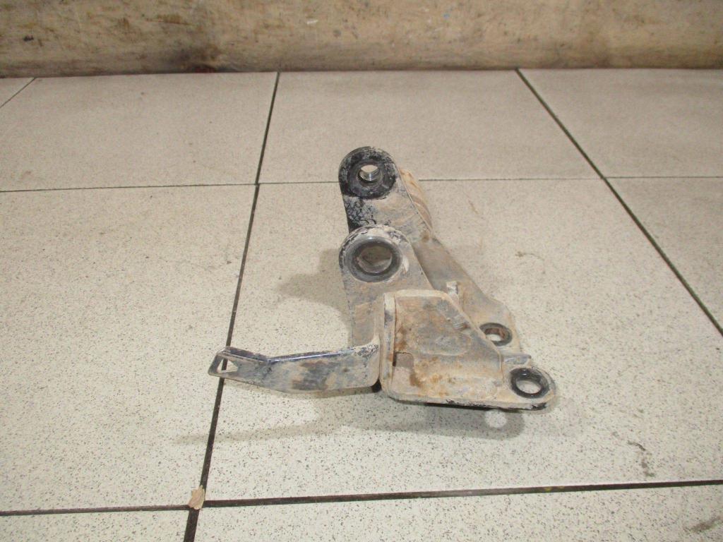 Кронштейн двигателя задний, 1000 рублей, Пермь