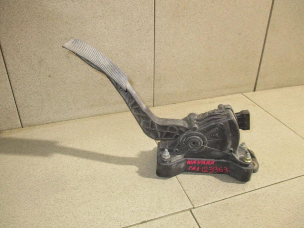 Педаль газа, 2000 рублей, Пермь