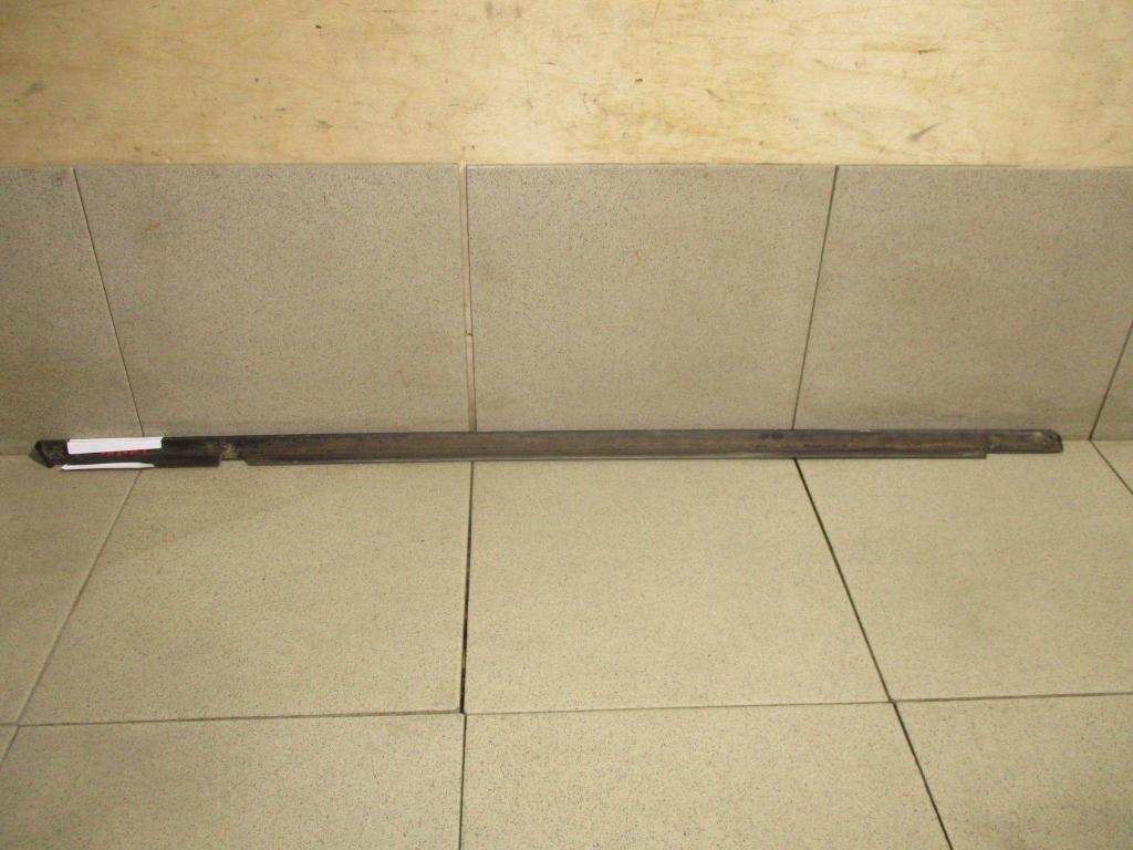 Накладка стекла переднего левого, 500 рублей, Пермь