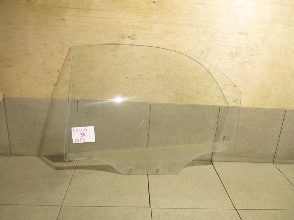 Стекло двери задней левой, 500 рублей, Пермь