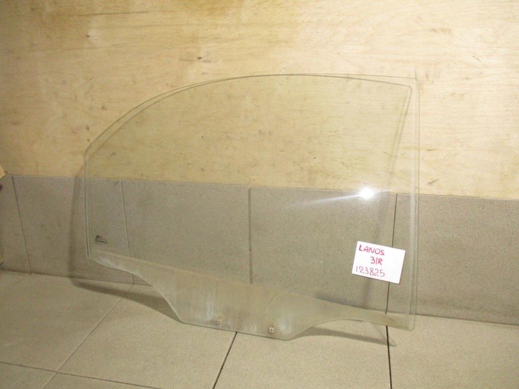 Стекло двери задней правой, 500 рублей, Пермь