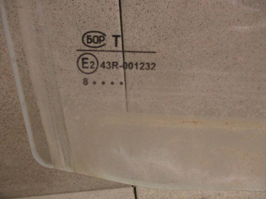 Стекло двери задней правой, 500 рублей, Пермь