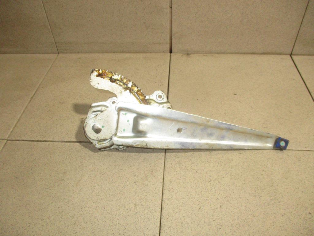 Стеклоподъемник механический задний правый, 550 рублей, Пермь