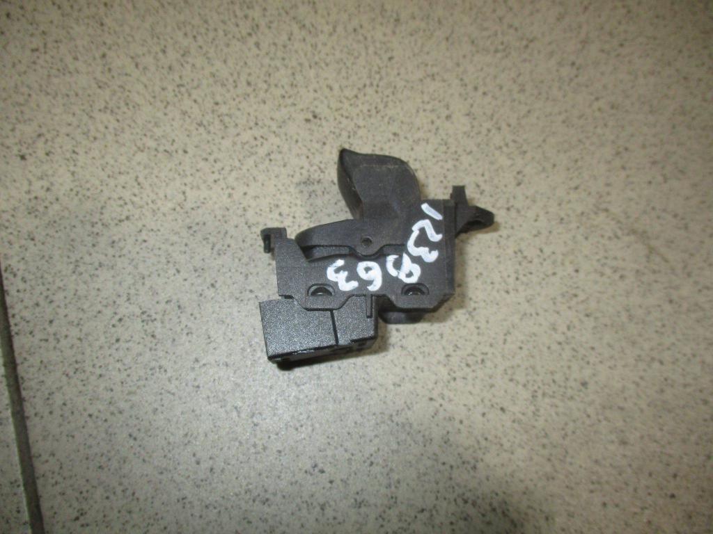 Кнопка стеклоподъемника, 500 рублей, Пермь