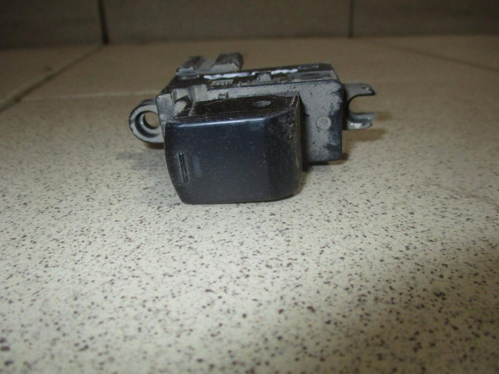 Кнопка стеклоподъемника, 500 рублей, Пермь