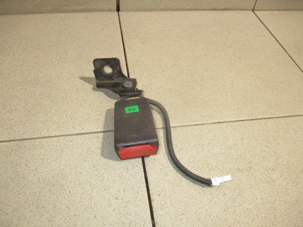 Ответная часть ремня безопасности, 700 рублей, Пермь