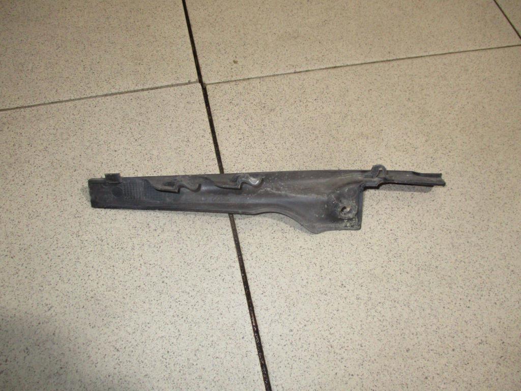 Накладка лобового стекла правая, 500 рублей, Пермь