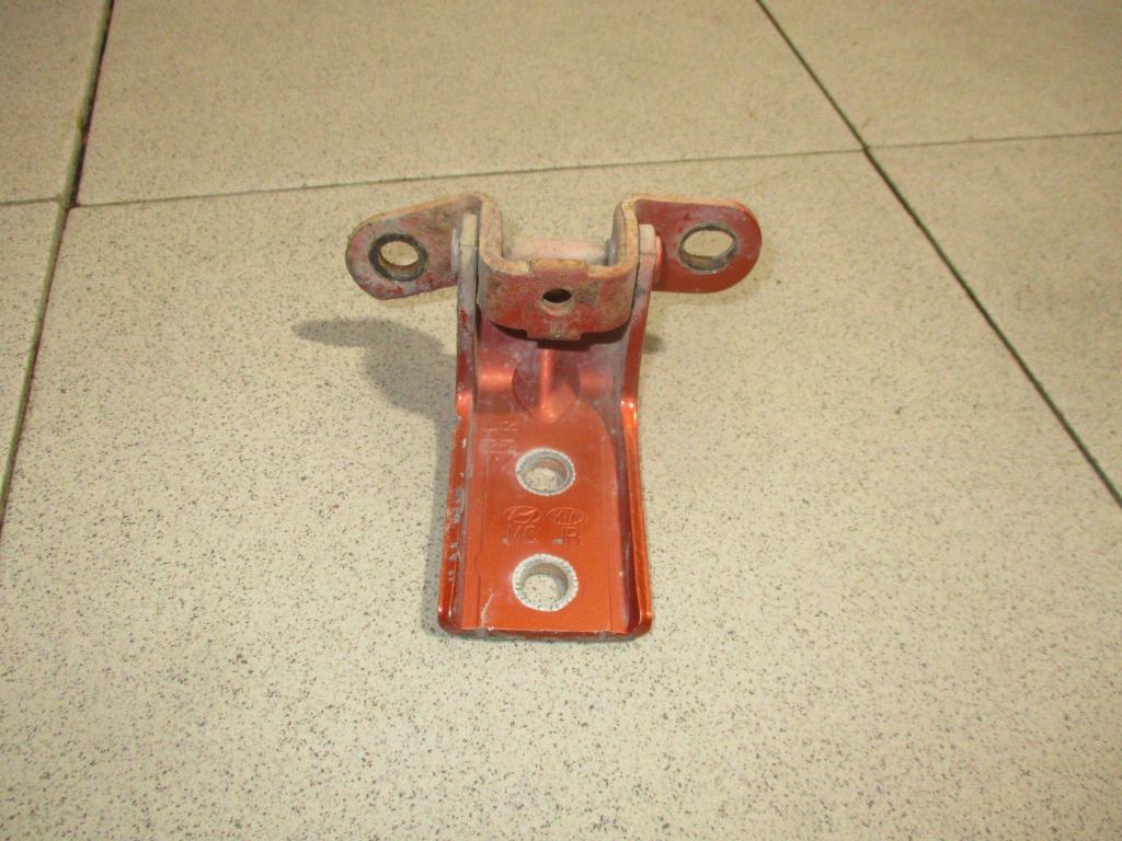 Петля двери задней правой нижняя, 500 рублей, Пермь