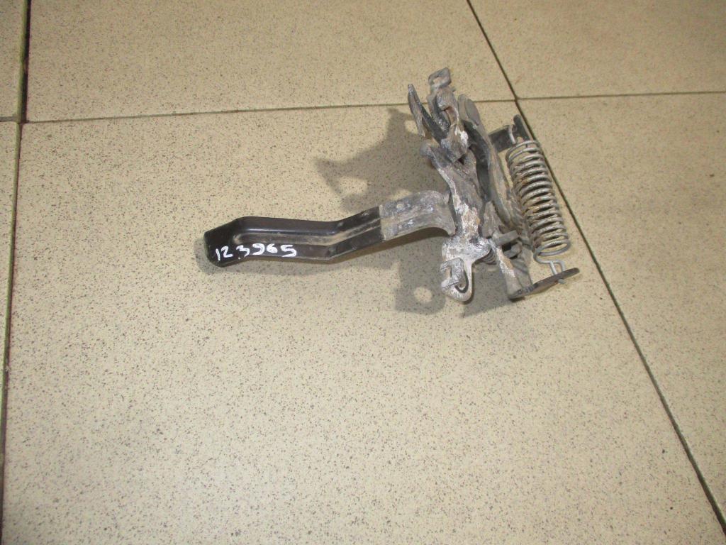 Замок капота, 1600 рублей, Пермь