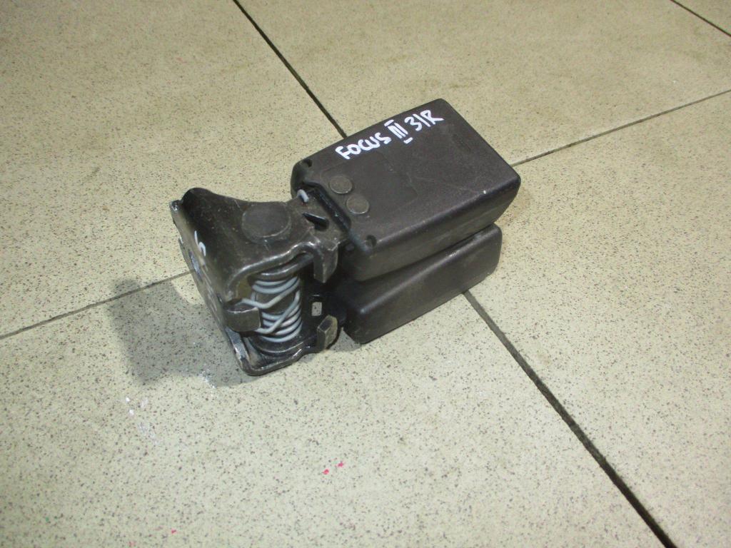 Ответная часть ремня безопасности, 500 рублей, Пермь