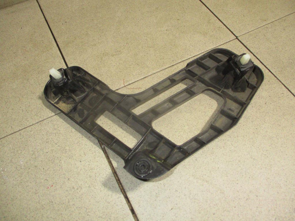 Кронштейн заднего бампера левый, 2000 рублей, Пермь