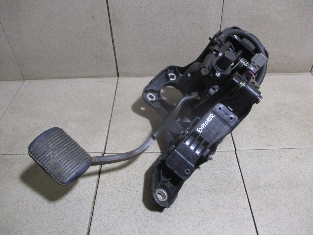 Педаль тормоза, 2000 рублей, Пермь