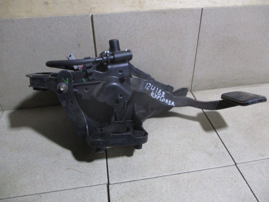 Педаль тормоза, 2000 рублей, Пермь