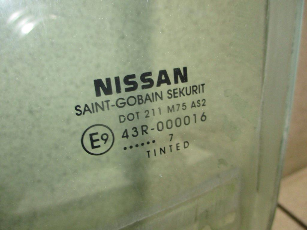 Стекло двери передней левой, 2500 рублей, Пермь