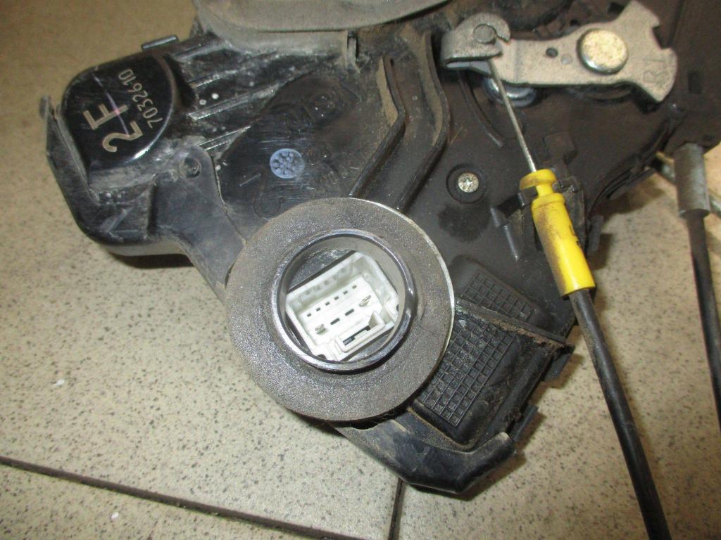 Замок двери передней правой, 1000 рублей, Пермь