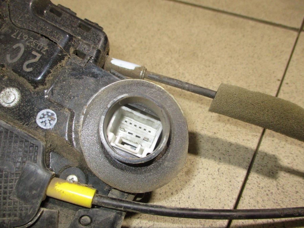 Замок двери задней правой, 1000 рублей, Пермь