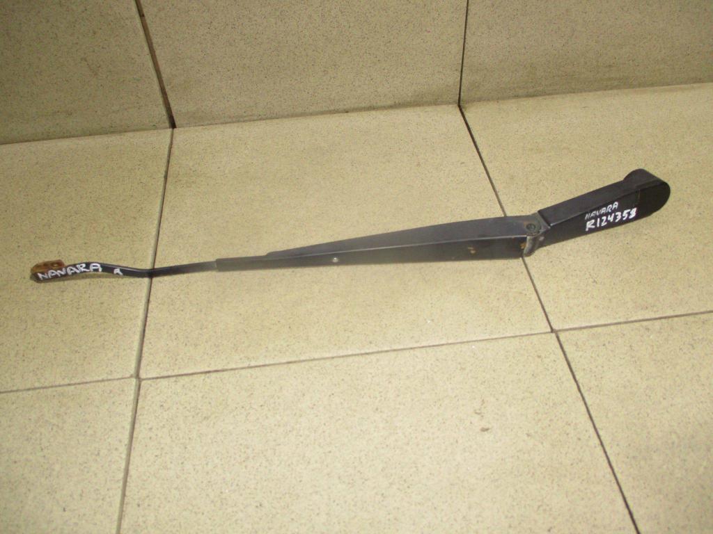 Поводок стеклоочистителя передний правый, 1200 рублей, Пермь