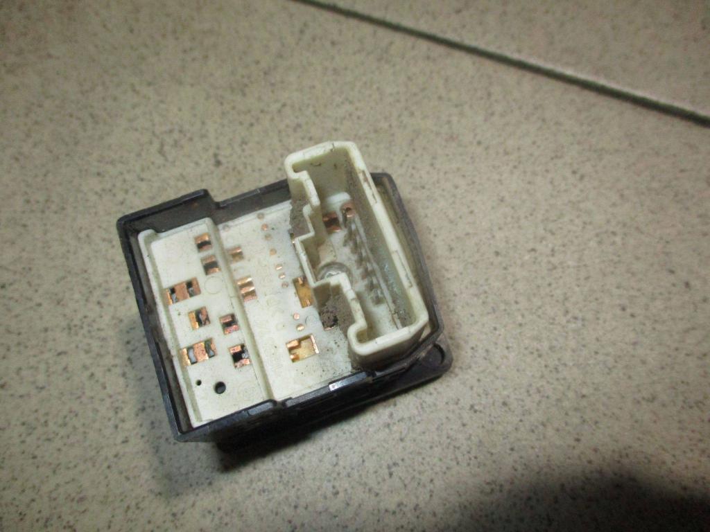 Переключатель регулировки зеркала, 500 рублей, Пермь