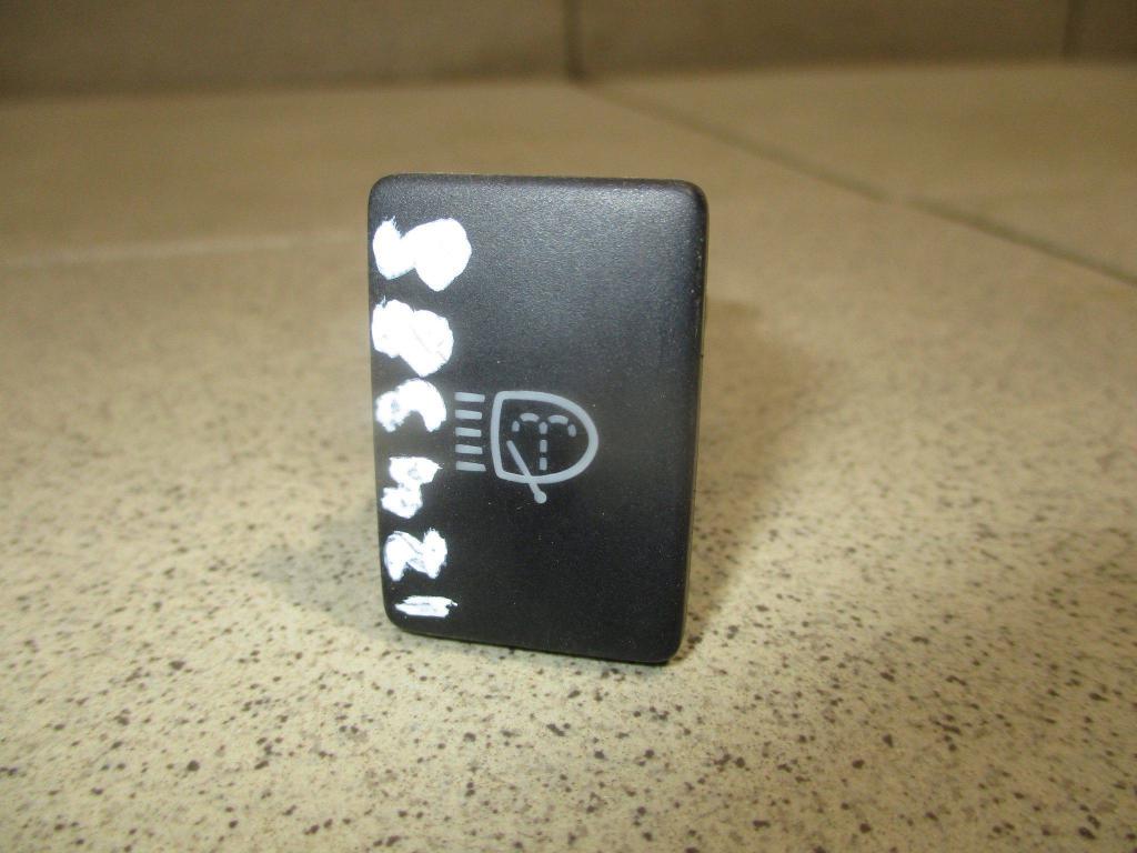 Кнопка омывателя фар, 500 рублей, Пермь