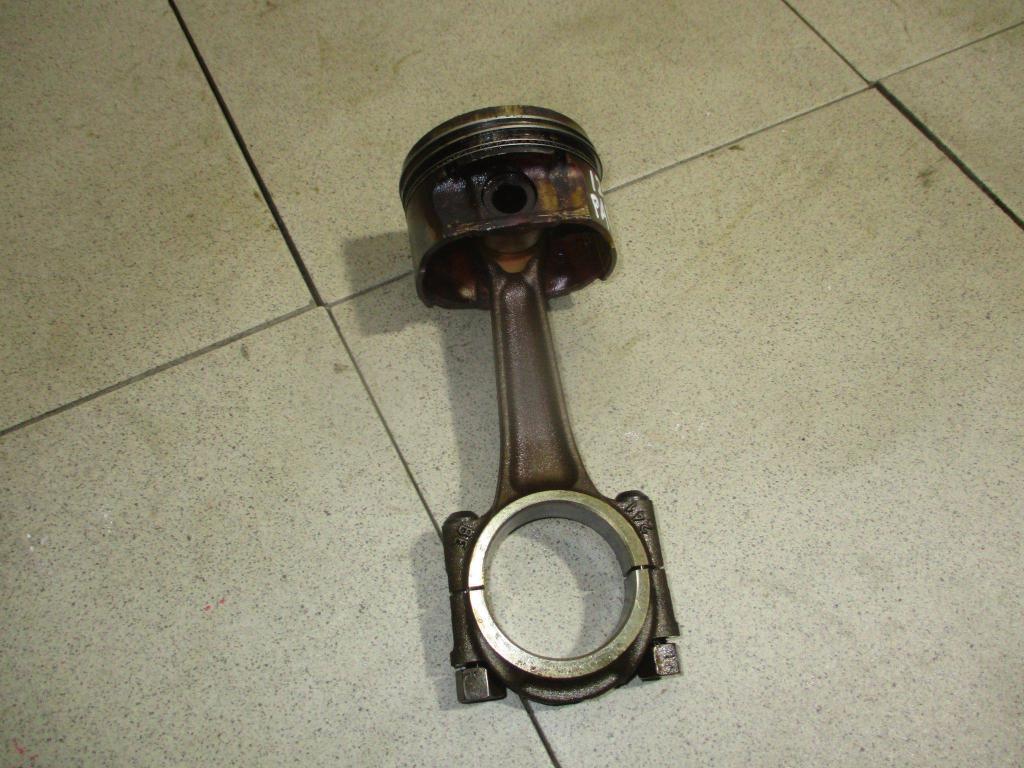 Поршень с шатуном, 3000 рублей, Пермь